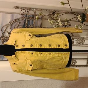 NWOT Ashley Mason Yellow Distressed  Denim Jacket sz S